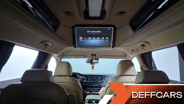 Kia CARNIVAL 9-Seater Hi-Limousine Noblesse Special купить на сайте DeffCars