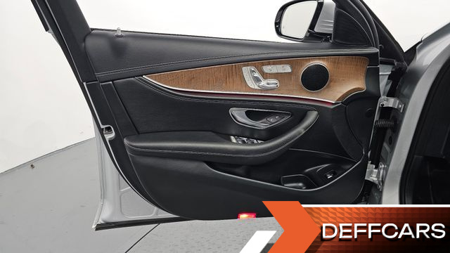 Mercedes E-CLASS E220d 4MATIC Exclusive купить на сайте DeffCars