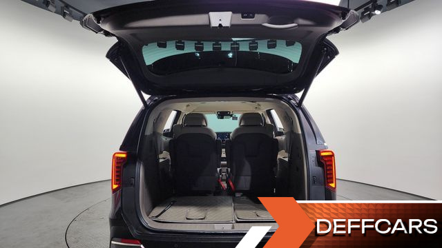 Kia CARNIVAL Gasoline 7-Seater Noblesse купить на сайте DeffCars