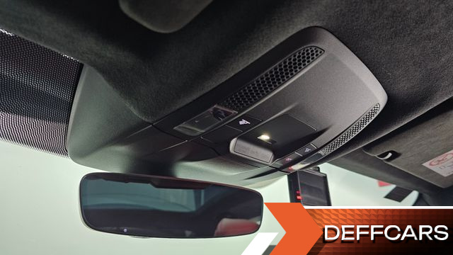 Porsche TAYCAN Turbo S купить на сайте DeffCars