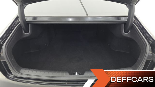 Hyundai GRANDEUR 2,5 Gasoline 2WD Exclusive купить на сайте DeffCars