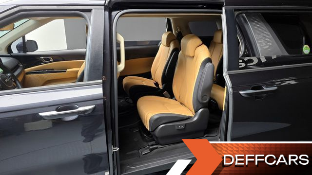 Kia CARNIVAL 9-Seater Prestige купить на сайте DeffCars