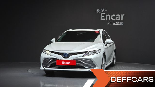 Toyota CAMRY 2.5 XLE Hybrid купить на сайте DeffCars