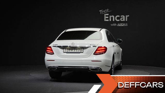 Mercedes E-CLASS E300 4MATIC Exclusive купить на сайте DeffCars