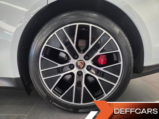 Porsche TAYCAN 4S купить на сайте DeffCars