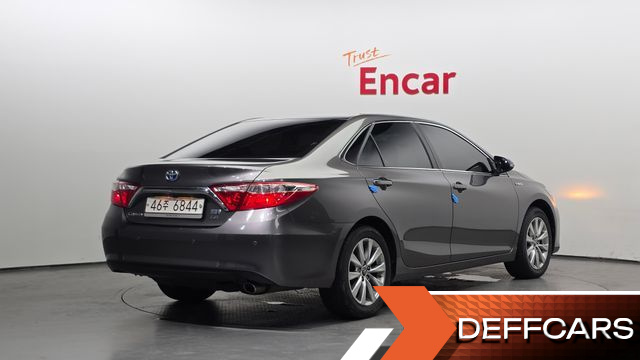 Toyota CAMRY Hybrid LE купить на сайте DeffCars