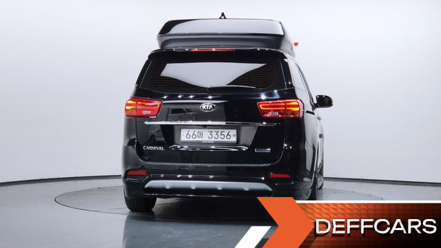Kia CARNIVAL Gasoline 9-Seater Hi-Limousine Noblesse Special купить на сайте DeffCars