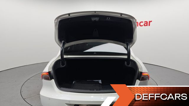 Hyundai GRANDEUR 2.5 Le Blanc купить на сайте DeffCars