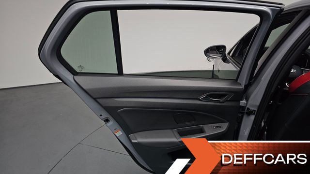 Volkswagen GOLF 2.0 GTI купить на сайте DeffCars