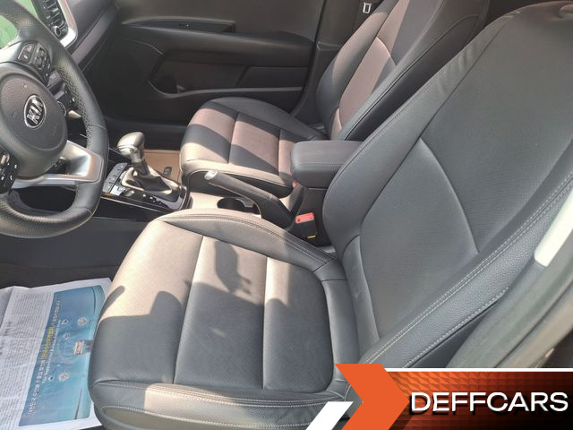 Kia STONIC 1.4 Deluxe купить на сайте DeffCars