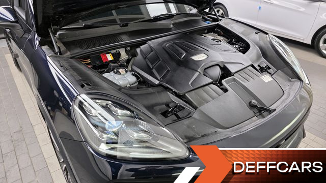 Porsche CAYENNE 3.0 купить на сайте DeffCars