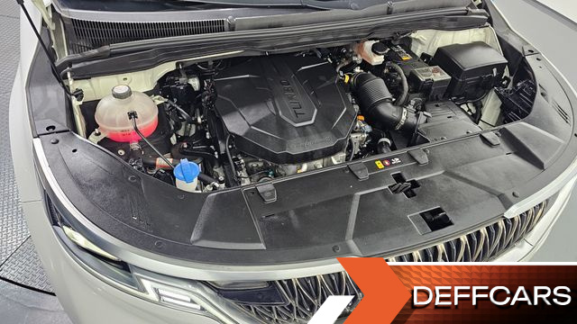 Kia CARNIVAL 9-Seater Noblesse купить на сайте DeffCars