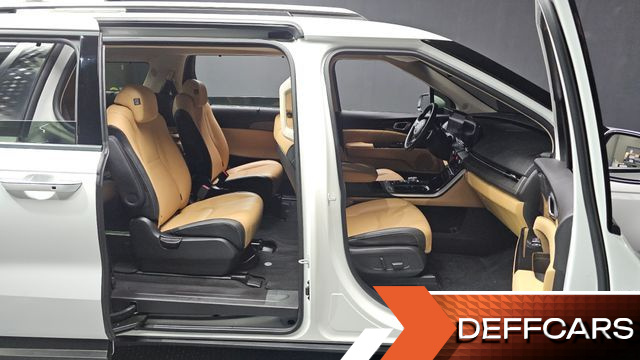 Kia CARNIVAL 9-Seater Signature купить на сайте DeffCars