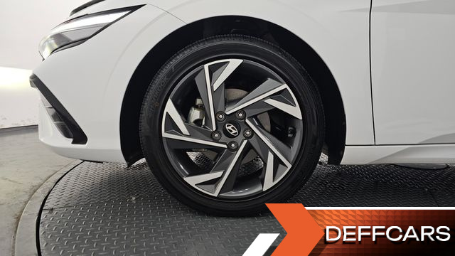 Hyundai AVANTE 1.6 Inspiration купить на сайте DeffCars