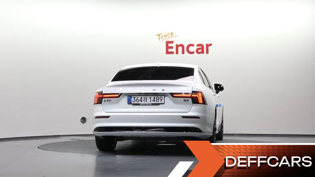 Volvo S90 B5 Ultra Dark купить на сайте DeffCars
