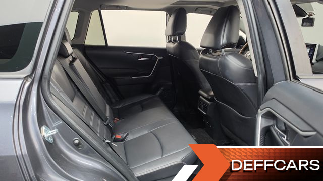 Toyota RAV4 2.5 2WD Hybrid купить на сайте DeffCars