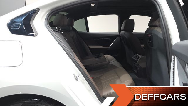 BMW 5-SERIES 520i M Sport купить на сайте DeffCars
