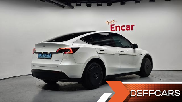 Tesla MODEL Y Long Range AWD купить на сайте DeffCars