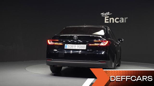 Toyota CAMRY 2.5 XLE Hybrid купить на сайте DeffCars