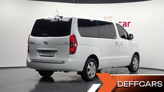 Hyundai STAREX 4WD Wagon 12-Seater Smart купить на сайте DeffCars