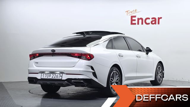 Kia K5 2.0 LPI Prestige купить на сайте DeffCars