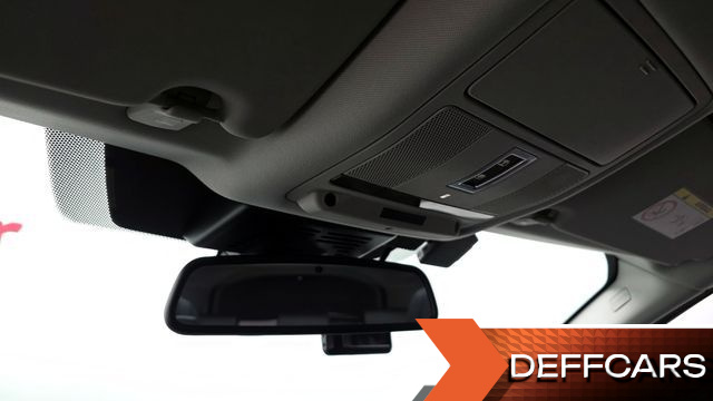 Land Rover DISCOVERY SPORT 2.0 TD4 SE купить на сайте DeffCars