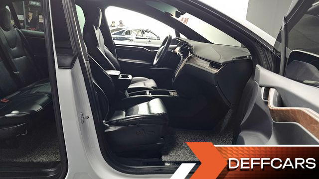 Tesla MODEL X Long Range купить на сайте DeffCars