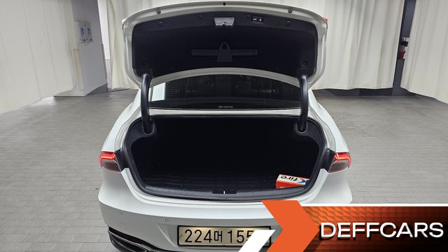 Hyundai GRANDEUR 2.5 Le Blanc купить на сайте DeffCars