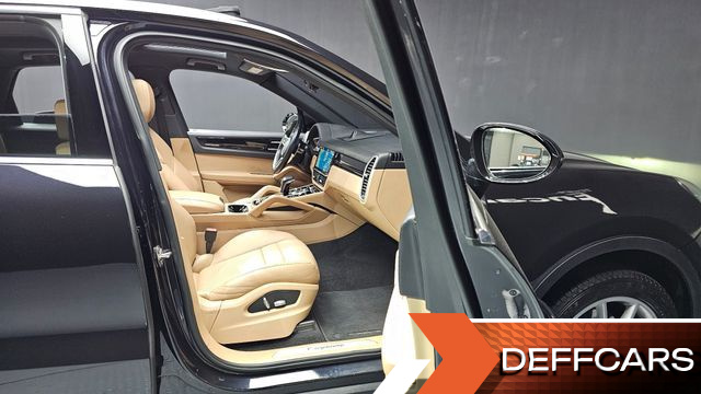 Porsche CAYENNE 3.0 купить на сайте DeffCars