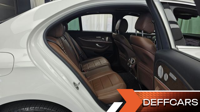 Mercedes E-CLASS E300e 4MATIC Exclusive купить на сайте DeffCars