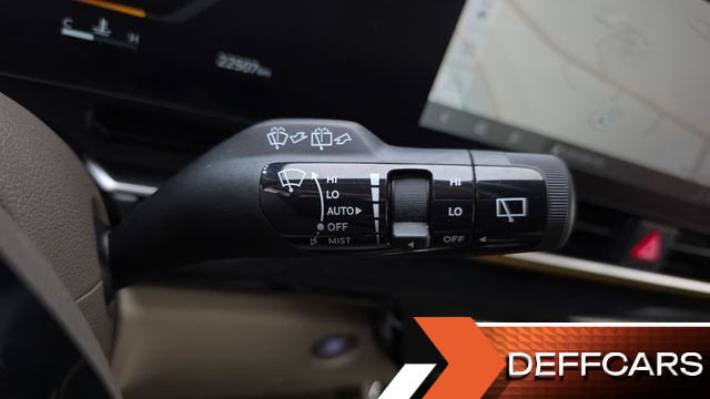 Kia CARNIVAL 7-Seater Signature купить на сайте DeffCars