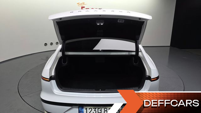 Hyundai GRANDEUR Calligraphy купить на сайте DeffCars