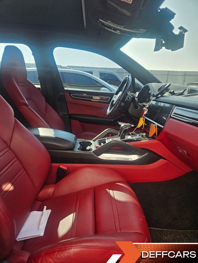 Porsche CAYENNE 4.0 Turbo купить на сайте DeffCars