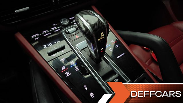 Porsche CAYENNE 3.0 E-Hybrid Coupe купить на сайте DeffCars