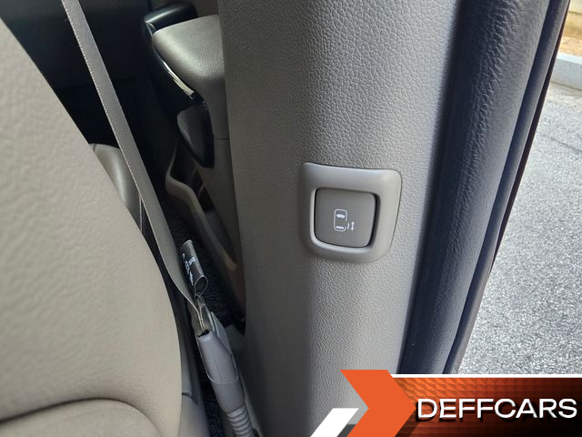 Kia CARNIVAL 9-seater Prestige купить на сайте DeffCars