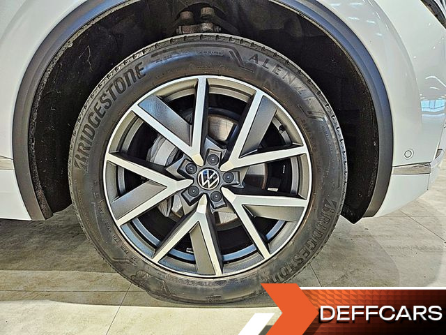 Volkswagen TOUAREG 3.0 TDI Prestige купить на сайте DeffCars