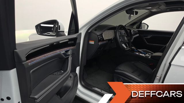 Volkswagen TOUAREG 3.0 TDI Prestige купить на сайте DeffCars