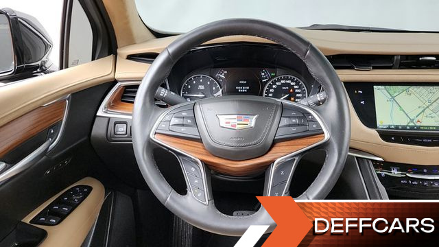 Cadillac XT5 3.6 Platinum купить на сайте DeffCars