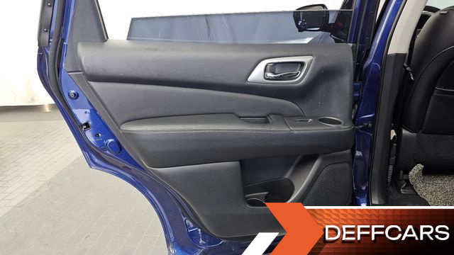 Nissan PATHFINDER 3.5 4WD купить на сайте DeffCars