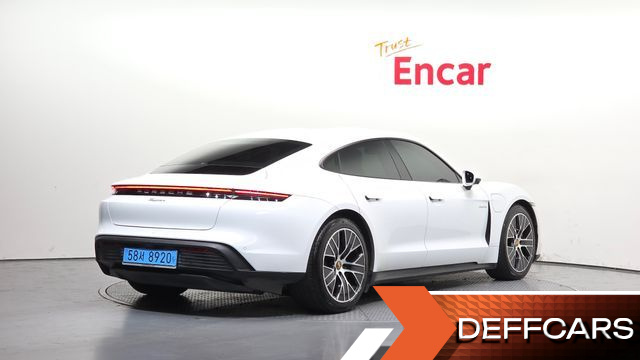 Porsche TAYCAN Base купить на сайте DeffCars
