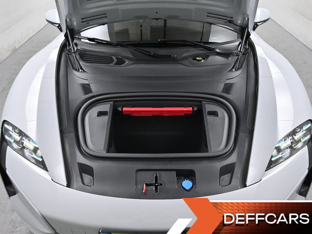Porsche TAYCAN Turbo купить на сайте DeffCars
