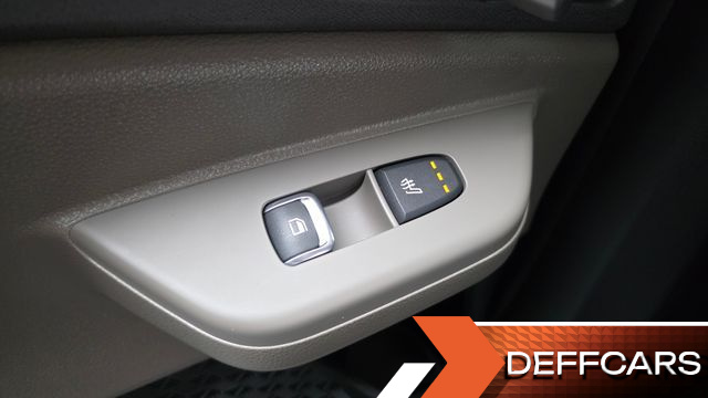 Kia CARNIVAL HEV 9 seater Prestige купить на сайте DeffCars