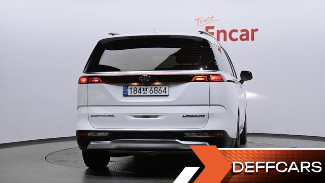 Kia CARNIVAL 7-Seater Signature купить на сайте DeffCars