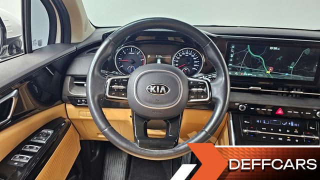 Kia CARNIVAL 9-Seater Noblesse купить на сайте DeffCars
