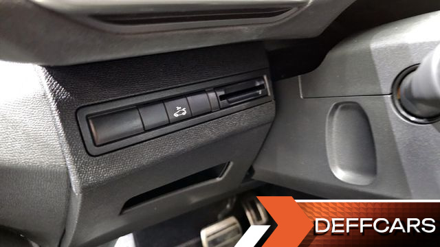 Peugeot 3008 1.6 BlueHDi GT Line купить на сайте DeffCars