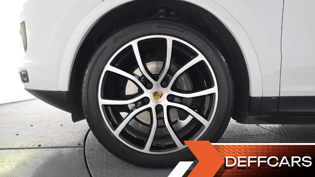 Porsche CAYENNE 3.0 купить на сайте DeffCars