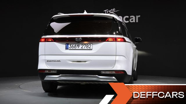 Kia CARNIVAL 9-Seater Noblesse купить на сайте DeffCars