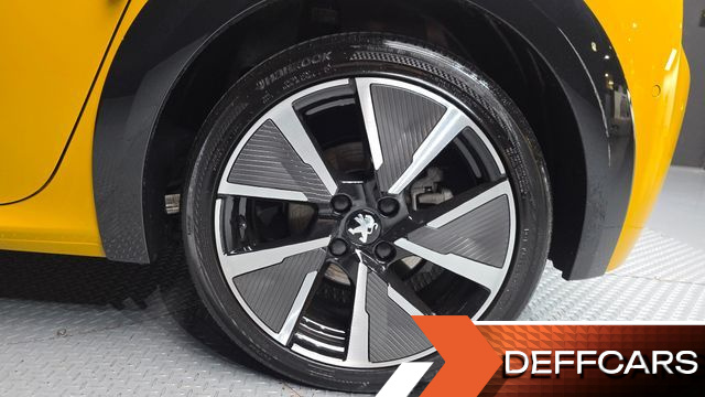 Peugeot 208 GT Line купить на сайте DeffCars