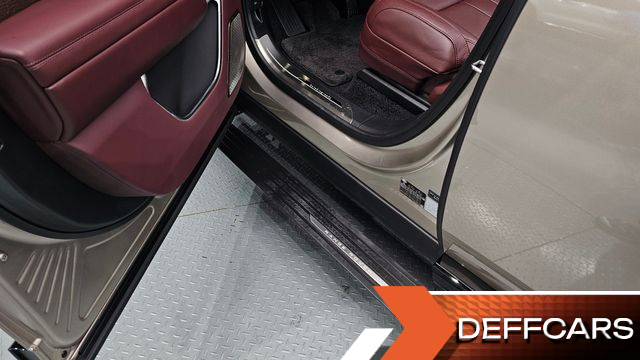 Land Rover RANGE ROVER P530 Autobiography Long Wheel Base купить на сайте DeffCars