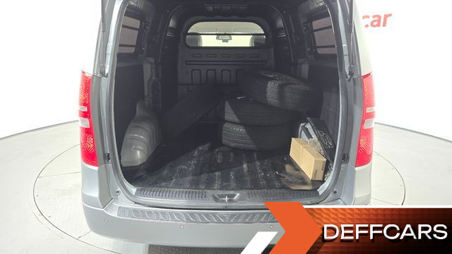 Hyundai STAREX Van 5-Seater Modern купить на сайте DeffCars